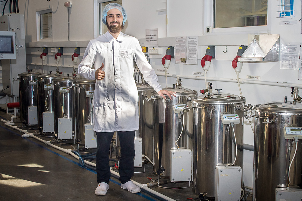 Автоклав Фермер на производстве эко продуктов Автоклав Фермер на 125 литров